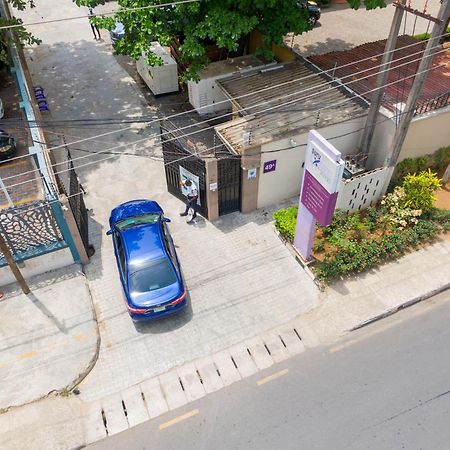 Suru Express Hotel GRA Lagos Exterior foto