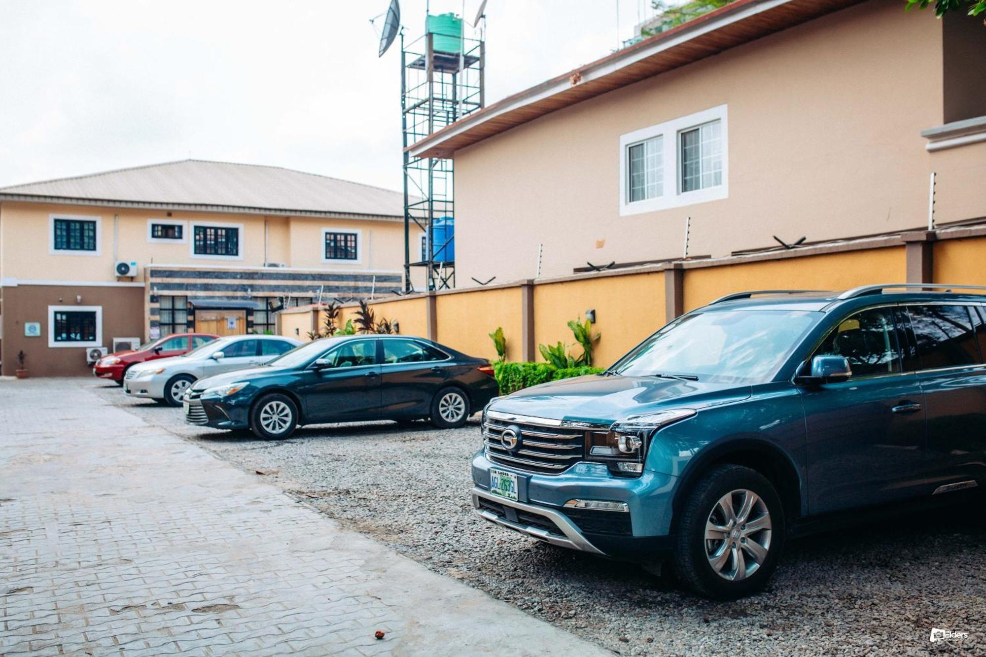 Suru Express Hotel GRA Lagos Exterior foto