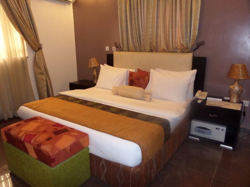 Suru Express Hotel GRA Lagos Exterior foto