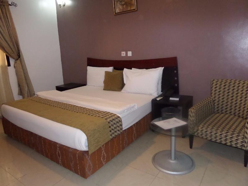 Suru Express Hotel GRA Lagos Exterior foto